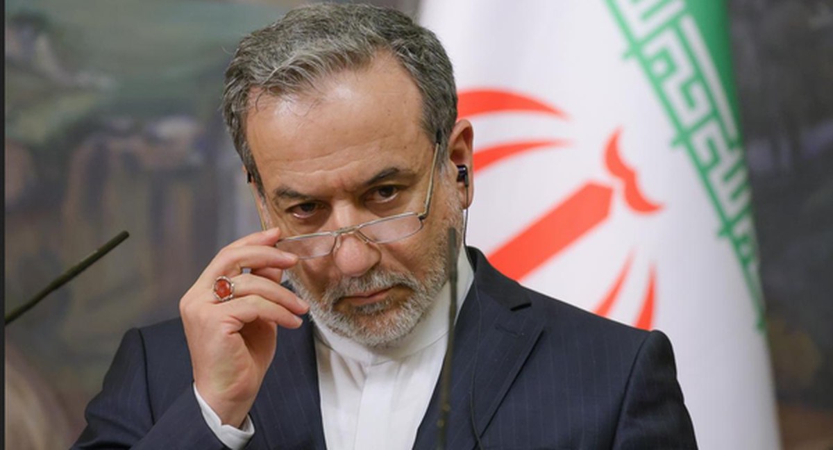 david_hoseini's tweet image. عراقچی:سیاست ما هیچوقت نابودی و محو اسرائیل از روی نقشه نبوده!
