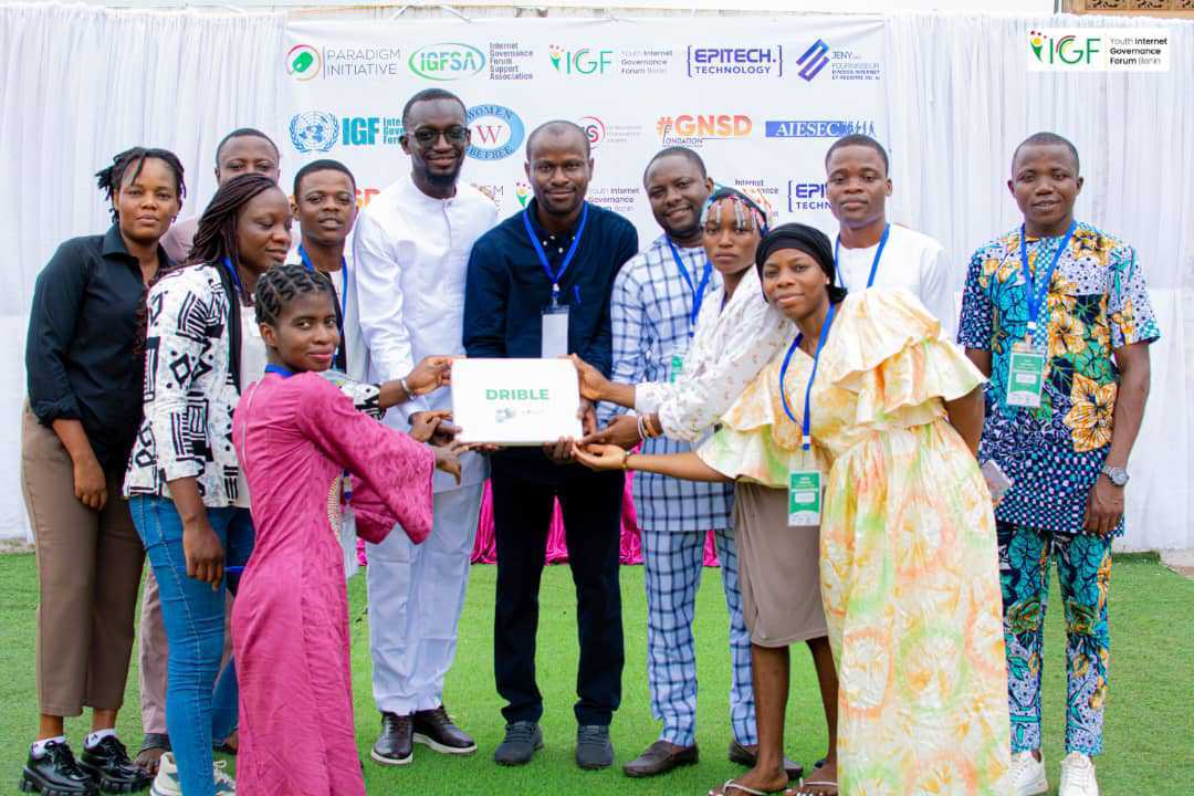 ParadigmHQ's tweet image. Le 19 juillet, notre Programmes Officer pour l’Afrique francophone, Moussa Waly Sene a représenté Paradigm Initiative au Forum des jeunes sur la gouvernance de l’Internet (Youth IGF) au Bénin.
Il a prononcé un Keynote sur le thème « Donner aux jeunes les moyens d’un avenir…