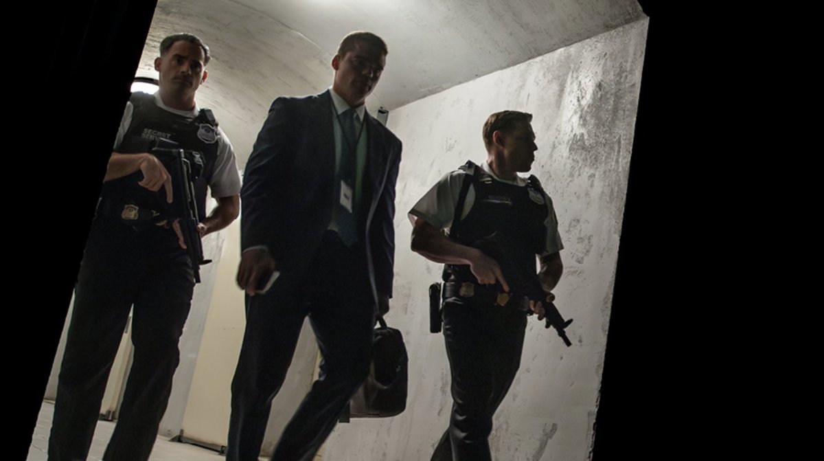 TheFilmStage's tweet image. The first image from Kathryn Bigelow's 'A House of Dynamite,' world premiering at Venice 2025.
Explore the full lineup: thefilmstage.com/venice-film-fe…
