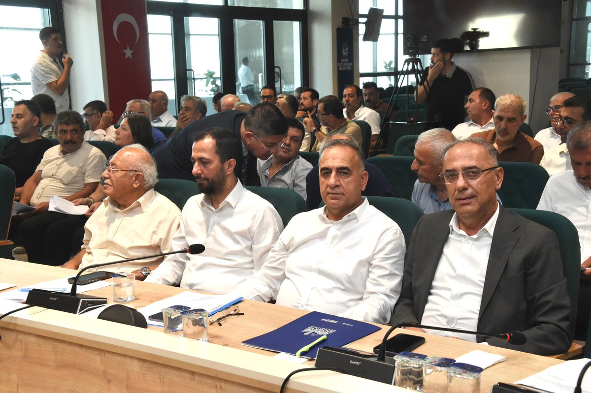 inaciyapar's tweet image. Hatay Büyükşehir Belediye Meclisi 2025 yılı 1. olağanüstü toplantımızı gerçekleştirdik.
Alınan kararların şehrimiz ve hemşehrilerimiz için hayırlı olmasını diliyorum.