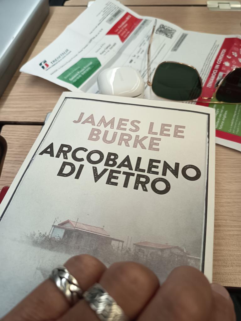 Dal sedile dietro: "sull'editing del template è tutto ancora work in progress"
Metto Willy De Ville in cuffietta e mi estraneo completamente da questo mondo di merda