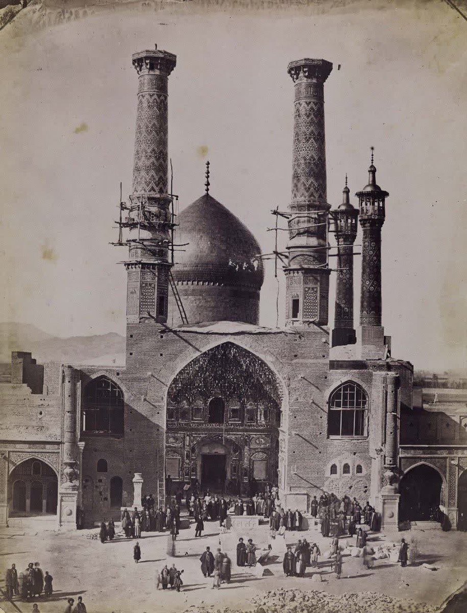 ShiaVisuals's tweet image. The oldest photo ever taken of the shrine of Lady Masoumeh (sa) Qom, Iran 🇮🇷