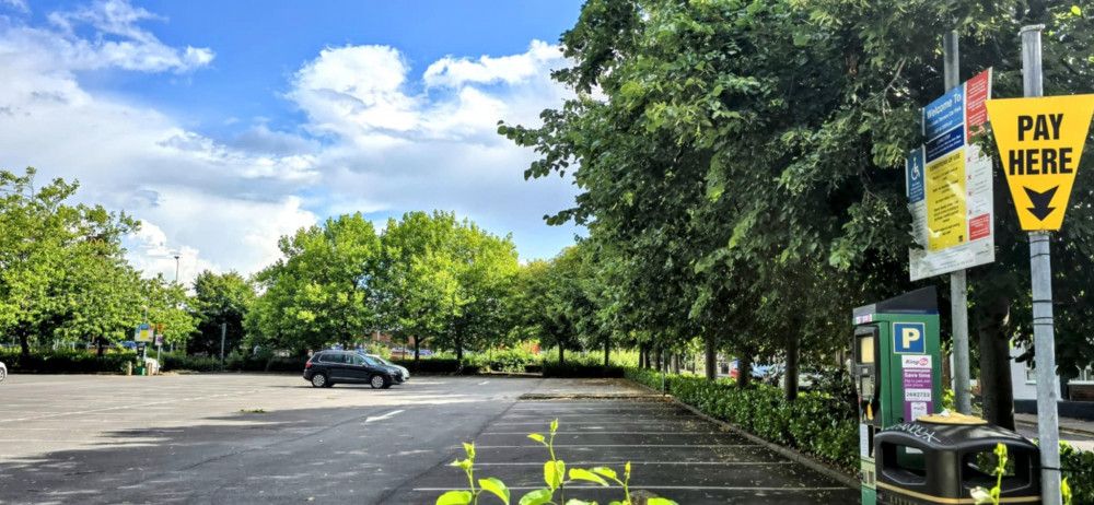 connor_naismith's tweet image. It's great to see the local community (and the environment) benefitting from national policy. The government also recently announced £63m for:
⚡kerbside charging - saving up to £1.5k a year
🚑 New chargepoints for the NHS
🚛 business chargepoints
crewe.nub.news/news/local-new…