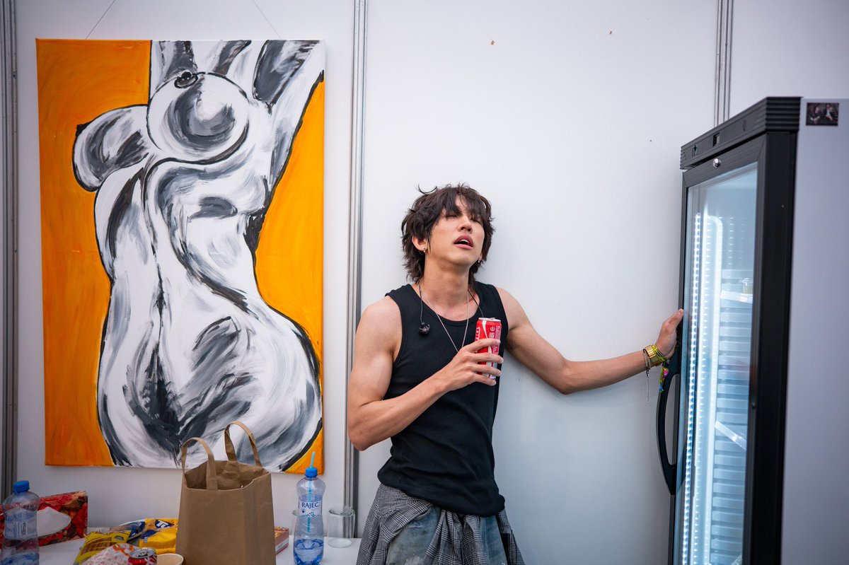 official_lsy's tweet image. 𝗖𝗼𝗹𝗼𝘂𝗿𝘀 𝗼𝗳 𝗢𝘀𝘁𝗿𝗮𝘃𝗮 𝟮𝟬𝟮𝟱 &amp;gt;&amp;gt;&amp;gt; 𝗕𝗲𝗵𝗶𝗻𝗱 𝗣𝗵𝗼𝘁𝗼

체코에서 펼쳐진 이승윤의 첫 해외 페스티벌 '컬러스 오브 오스트라바' 현장을 만나보세요🇨🇿

#이승윤 #LEESEUNGYOON 
#colours2025 #coloursofostrava @colours_cz 

* supported by KOCCA (Korea Creative Content…