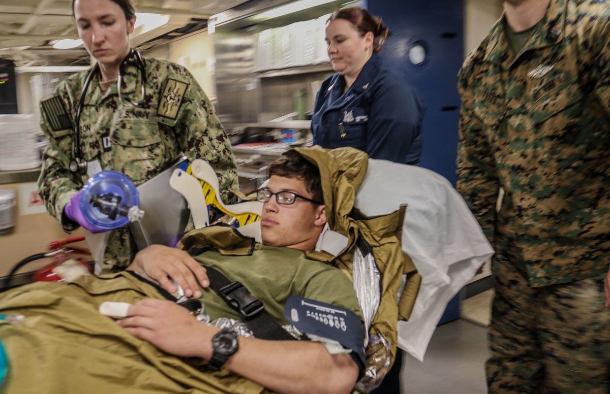 US7thFleet's tweet image. U.S. Sailors and Marines participate in a mass casualty exercise aboard the San Antonio-class amphibious transport dock ship, USS San Diego (LPD 22), during Exercise Talisman Sabre 25, July 16.
📸 by MC2 Sade Anita Wallace
#USNavy | #TalismanSabre2025