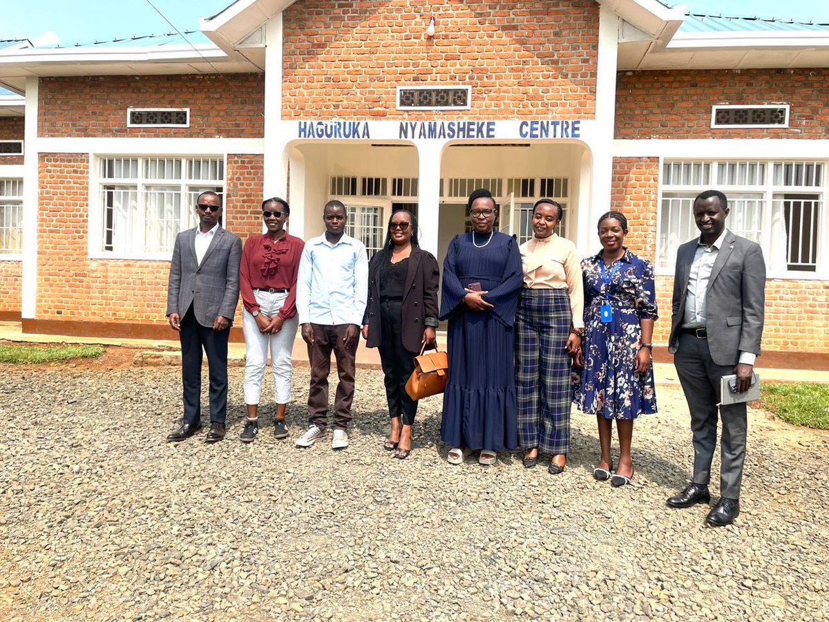 Frank (@kayfrankr) on Twitter photo During my visit to <a href="/Nyamasheke/">Nyamasheke District</a>, I was pleased to witness how <a href="/Interpeace_Org/">Interpeace</a> local partners in Rwanda such as <a href="/haguruka_ngo/">HAGURUKA-NGO</a> have decentralized legal & psychosocial support services to communities in ways that simultaneously promote access & sustainability. Way to go! During my visit to <a href="/Nyamasheke/">Nyamasheke District</a>, I was pleased to witness how <a href="/Interpeace_Org/">Interpeace</a> local partners in Rwanda such as <a href="/haguruka_ngo/">HAGURUKA-NGO</a> have decentralized legal & psychosocial support services to communities in ways that simultaneously promote access & sustainability. Way to go!