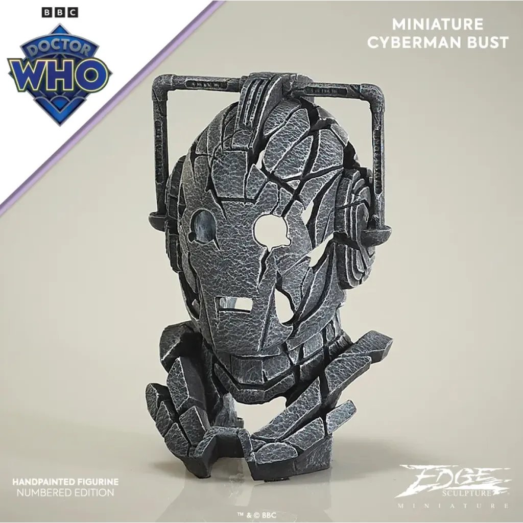 hostproductions's tweet image. It's the Cyberman head bust!
But perhaps... Slightly smaller than you were expecting 👀
Available now from @RobertHarropLtd for £80. Non-Limited but still numbered.