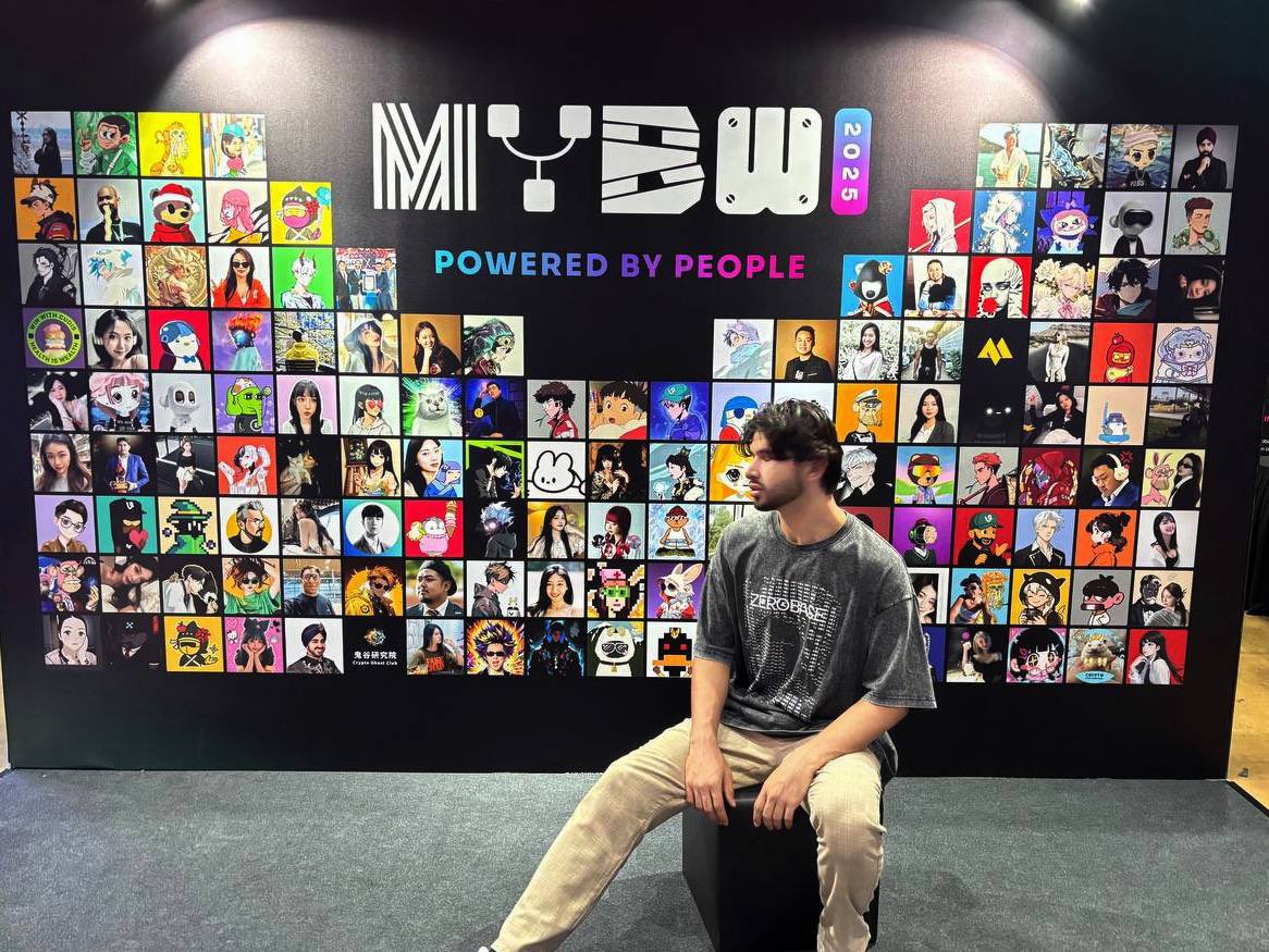 asil_beck's tweet image. Went to #MYBW2025 for the tech. Stayed for the people.
Also… wore my lucky @zerobasezk shirt, so obviously the alpha found me. 🧠✨
