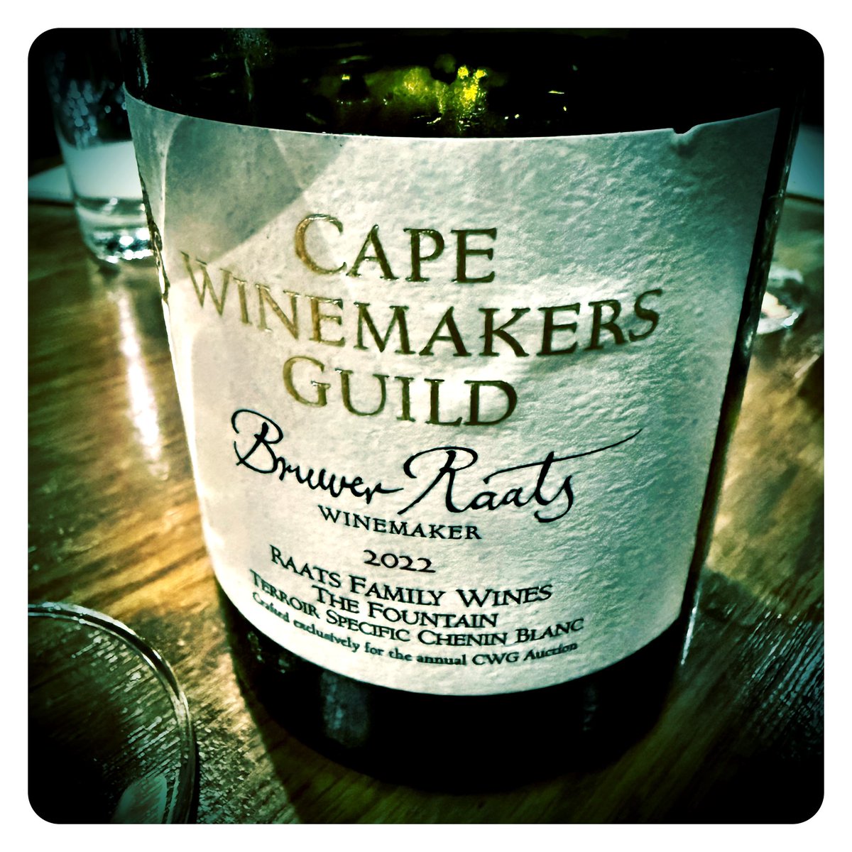 gregsherwoodmw's tweet image. Proper sesh in Stellies with Roger Jones at @dewarenmarkt topped off by a classic from @CheninKing 🤪🤯🍷