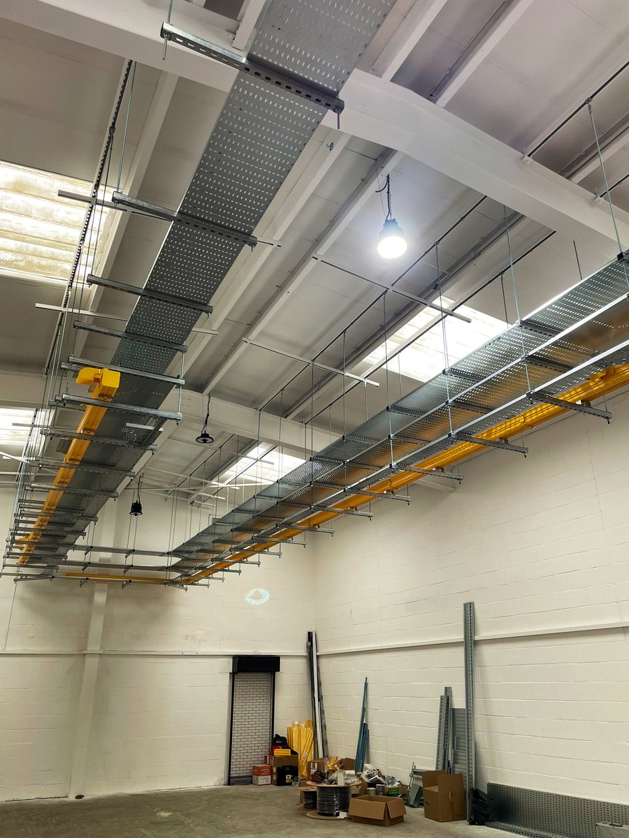 Been busy in Central London with some high level containment and fit out of a unit. Switchgear and changeover switch rated at 250A to allow for future expansion #containment #cabletray #fibreraceway #MEWPs