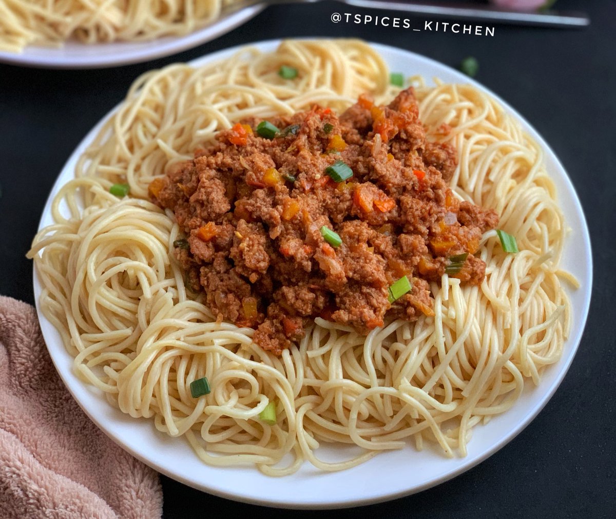 I cook spaghetti a lot, cause my husband loves it, 🥰 now this is how to make sure it comes out perfect &amp; never sticky!

* Use a good brand e.g Barilla, Golden Penny &amp; co

*get a big pot &amp; add enough water so the spaghetti can move freely

*Add salt to the water till it tastes