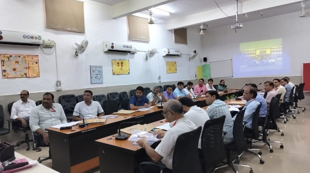 stdc.up.agra (@stdcup) on Twitter photo Two days (21-22 July 2025) First batch of MOTCs/MOs for capacity building training for management of DRTB successfully completed today. In presence of Dir.STDC, Dr.A.Srivastava tr/IC, Dr B.Bajaj JD STDC & WHO Consultant. <a href="/ntep_UP/">TB Mukt Bharat- Uttar Pradesh</a> <a href="/TBHDJ/">TB Harega Desh Jeetega</a> Two days (21-22 July 2025) First batch of MOTCs/MOs for capacity building training for management of DRTB successfully completed today. In presence of Dir.STDC, Dr.A.Srivastava tr/IC, Dr B.Bajaj JD STDC & WHO Consultant. <a href="/ntep_UP/">TB Mukt Bharat- Uttar Pradesh</a> <a href="/TBHDJ/">TB Harega Desh Jeetega</a>