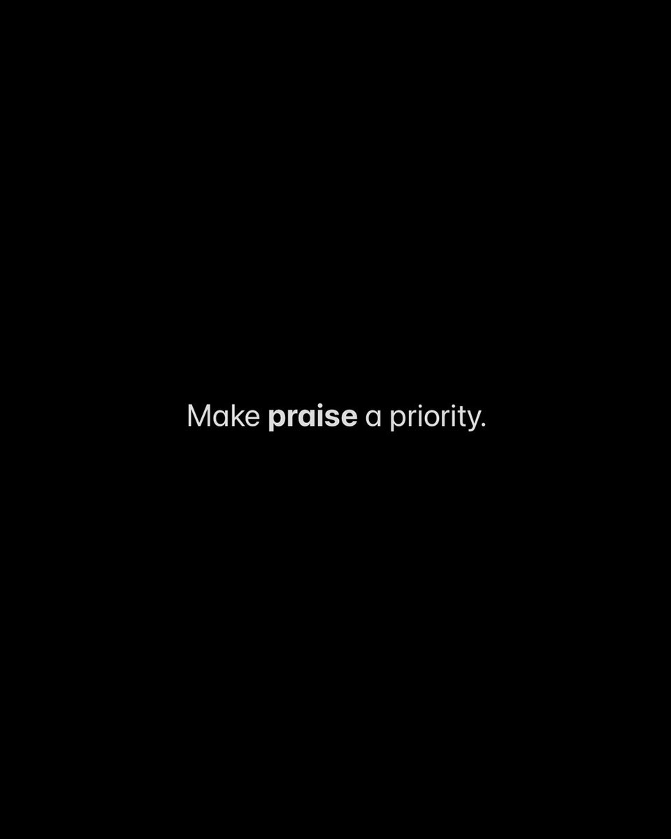 Jentezen's tweet image. God honors those who decide to praise Him regardless of their circumstance!