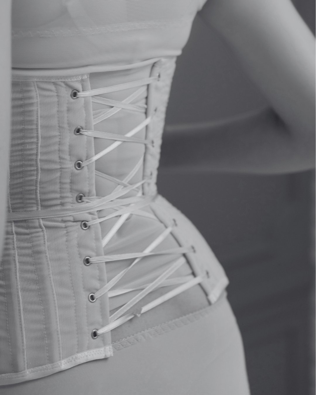 Enchanted Corset 元鈴木さん コルセット XS 君津市製】 Enchanted Corset キンバリー 色：ブラック