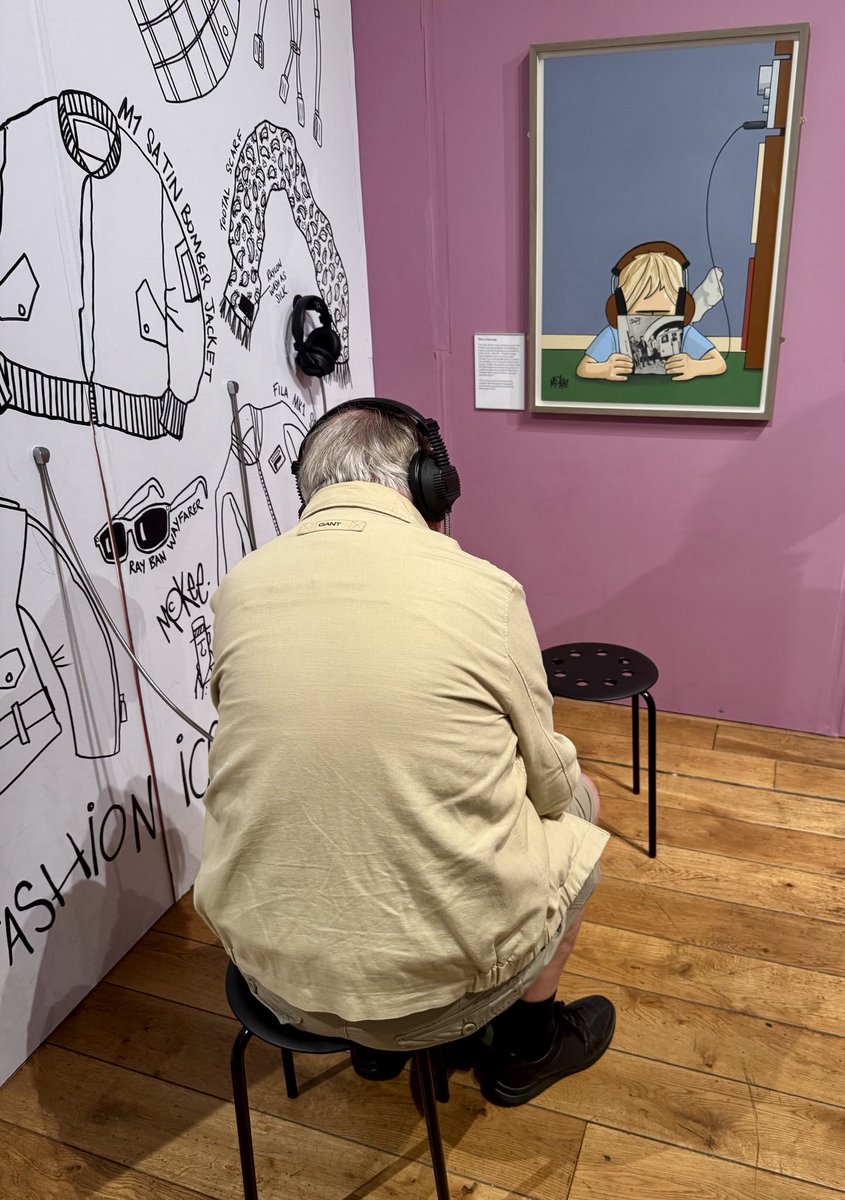 _MikeMcCartney_'s tweet image. Sheffield’s Pete McKee’s painting of young lad with cans on..listening, & old man with cans on..listening to painting.