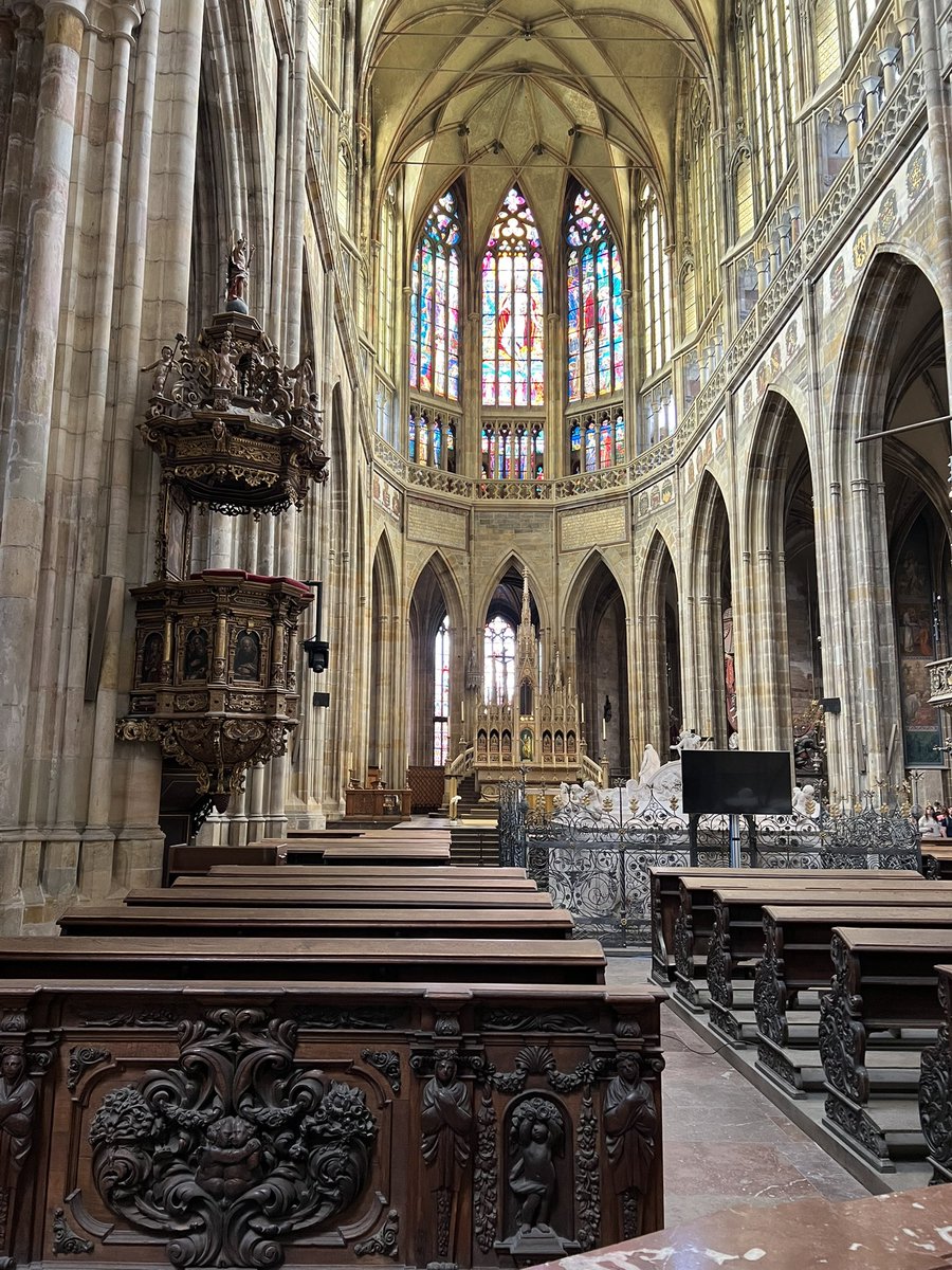 Du veit det har gått langt, når du innser at du må be til høyere makter for at Strømsgodset skal holde seg i Eliteserien.