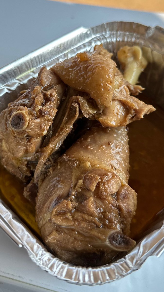Zandii Gura 🧸 tweet media