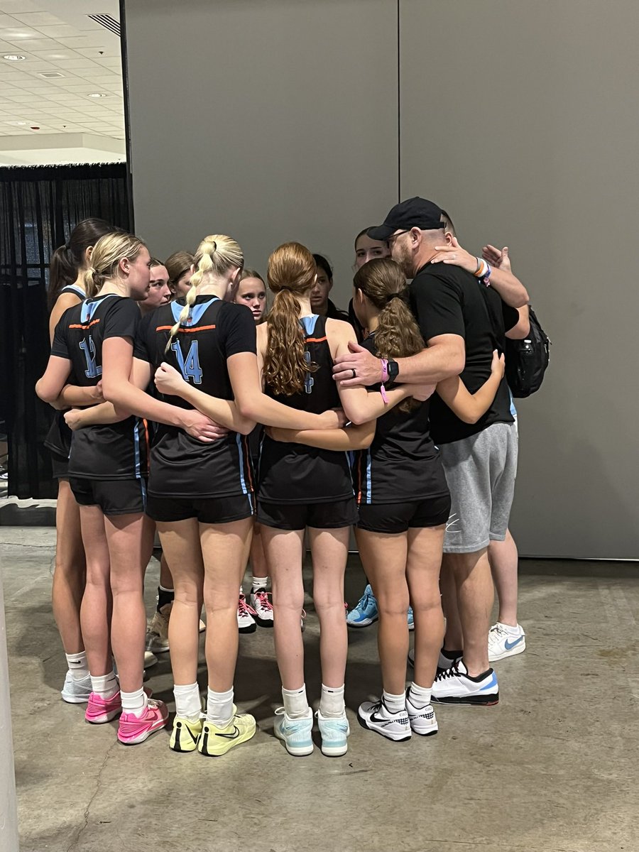 Thank you aau basketball for the best summers ever. It’s brought me so many friends and I’m forever grateful for that. Thank you <a href="/letitrainbball/">Let it Rain Bball</a> ❤️