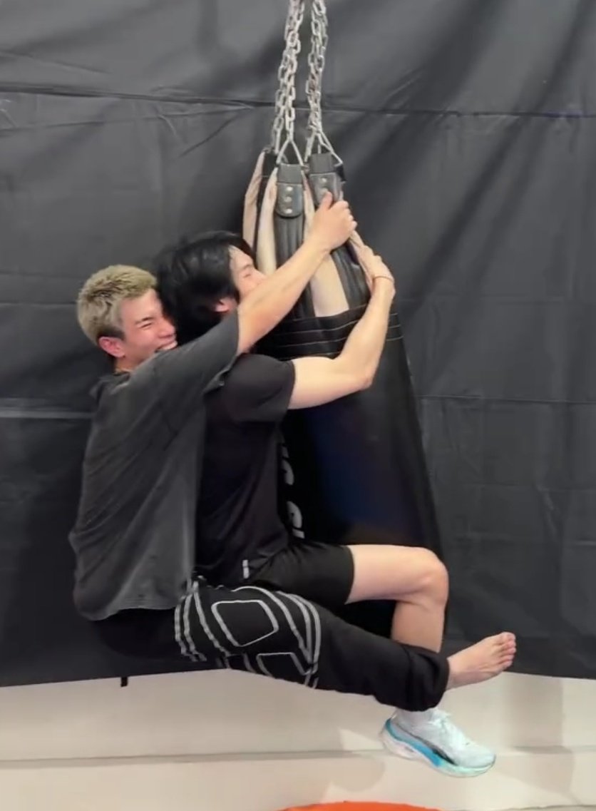 SHTH_archives's tweet image. What kind of workshop is this? 😂😂

#ScarletHeartTH​ #winmetawin #tawan_v #fforce_ #Fourthnattawat