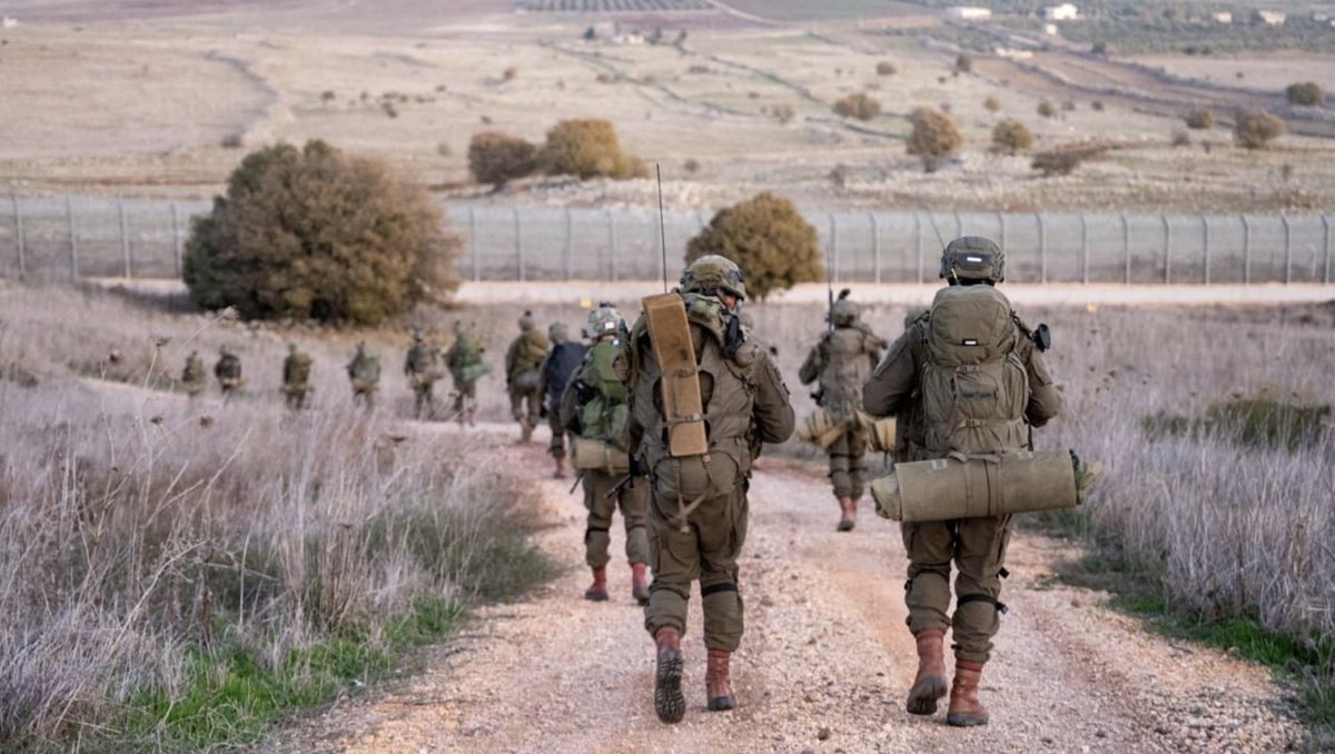 unidosxisrael's tweet image. Nueva estrategia de las FDI: Todas las fronteras deben tener zonas de amortiguación, y la defensa debe lograrse mediante la ofensiva
A diferencia de lo ocurrido antes del 7 de octubre, el ejército israelí decidió que, de ahora en adelante, cubriría la mayoría de sus necesidades…
