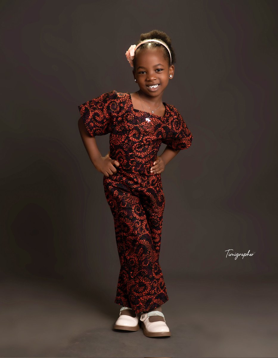 timigrapher's tweet image. KIKIOPEFOLUWA, &apos;25.🎉

Photographed by me.📸