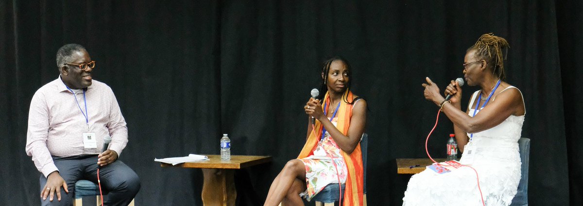LaReus's tweet photo. #rivenoirelitterature
Nous vous proposons sous forme de podcast, les tables rondes de ce festival. Écouter Rive Noire Littérature : Raconter l'expatriation avec Sully Quay et Lucy Mushita par Lareus Gangoueus sur #SoundCloud #LucyMushita #SullyQuay
https://t.co/hXQmL0lukr https://t.co/fYAQSvUMlA