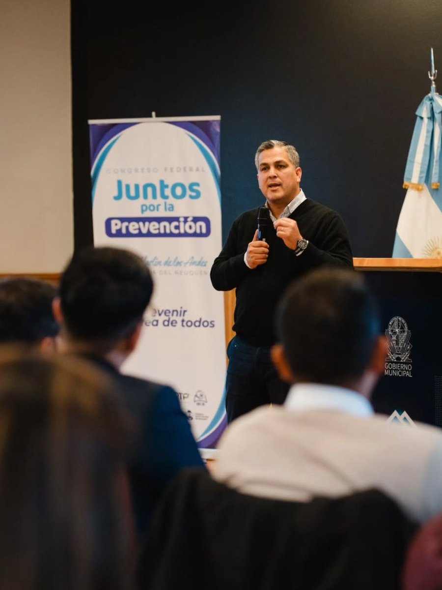 #GRUPO33 🎙️ACTUALIDAD

Misiones presentó las políticas preventivas de la Provincia sobre adicciones en el Congreso Federal realizado en Neuquén

diario33.com.ar/misiones-prese…