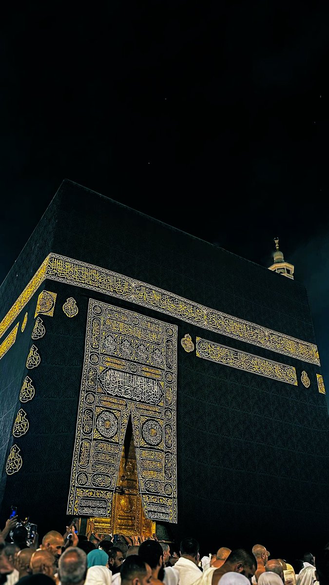 أقبل اللقاء وهدأت العيون.. 🤍🕋
لبيك اللهم عمرة خالصة، لا رياء فيها ولا صخب.. 🤲

اللهم اجعلها عمرة تمحو الهموم، وتملأ القلب سكينة، وتهدي البال، وتطمئن النفس والروح