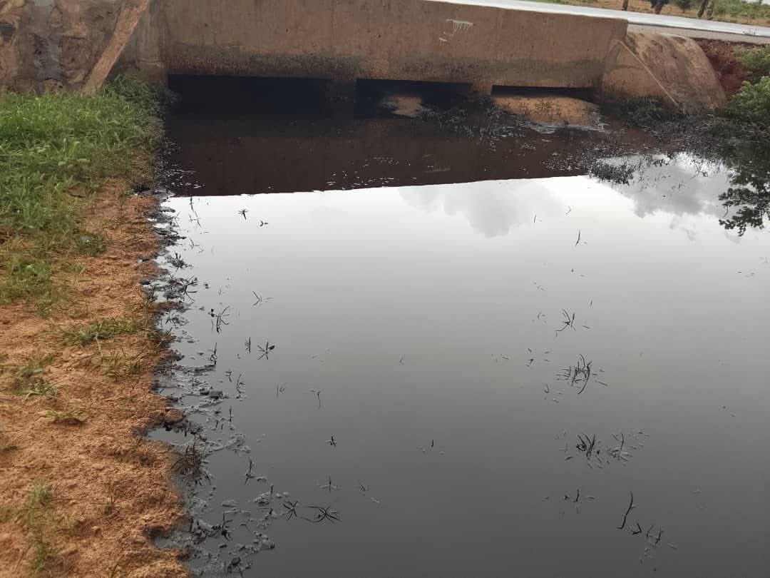 WerbCharlie's tweet image. 馃嚦馃嚜|#Niger: Local sources report that the Niger-Benin pipeline was sabotaged by militants overnight near the town of Yaya, causing an oil spill and disrupting operations.