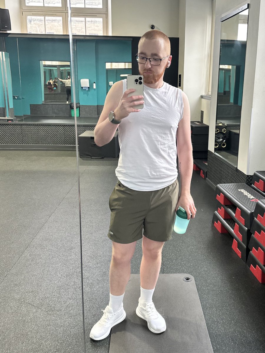 SubScotBoy's tweet photo. I need a workout buddy https://t.co/GMHCmNzvFb