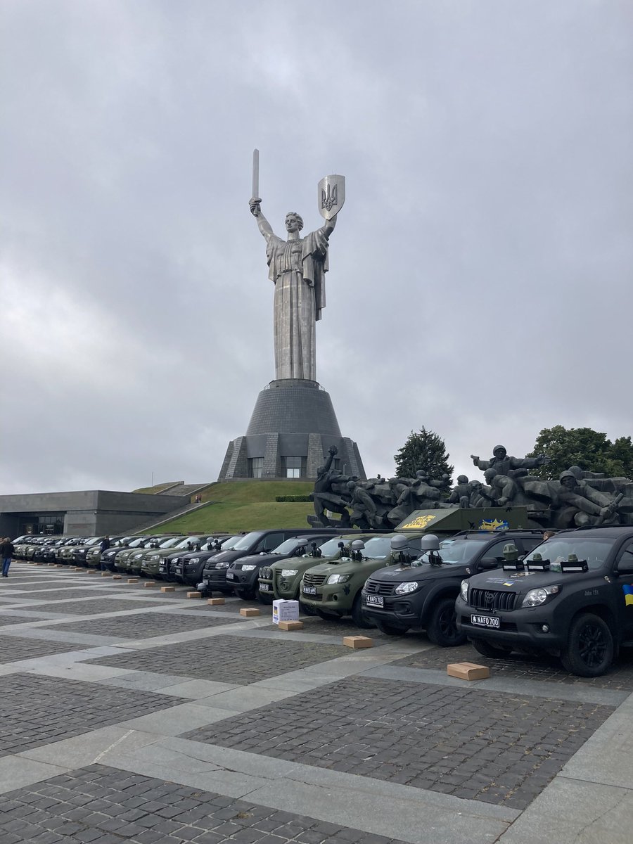 joni_askola's tweet image. Back from another successful @69thSB convoy in beautiful Kyiv — 29 trucks closer to victory 🇺🇦
