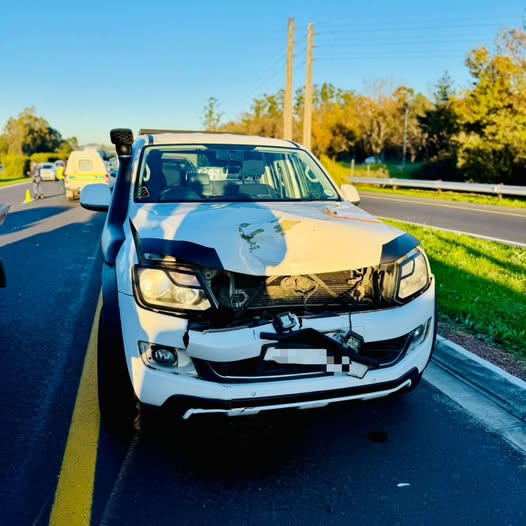 _ArriveAlive's tweet image. Pedestrian knocked down on the N1 Jan van Riebeeck Road, Paarl
tinyurl.com/2dz7t52t
#ArriveAlive #MikeCharlie1