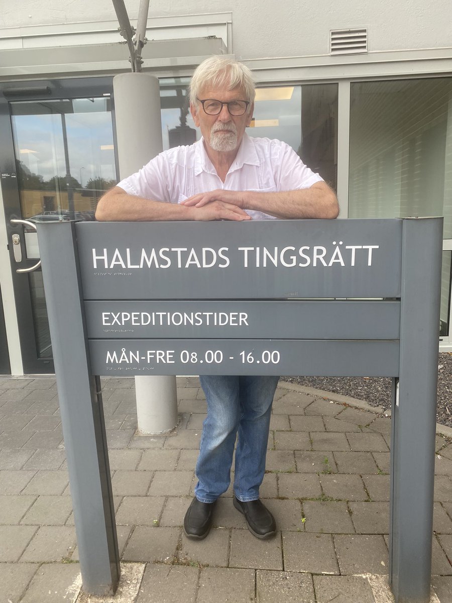Att ordna politiska möten är inget brott.
Frikänn Ulf Halldin!
Läs och sprid: proletaren.se/artikel/genomf…
#demokrati #yttrandefrihet