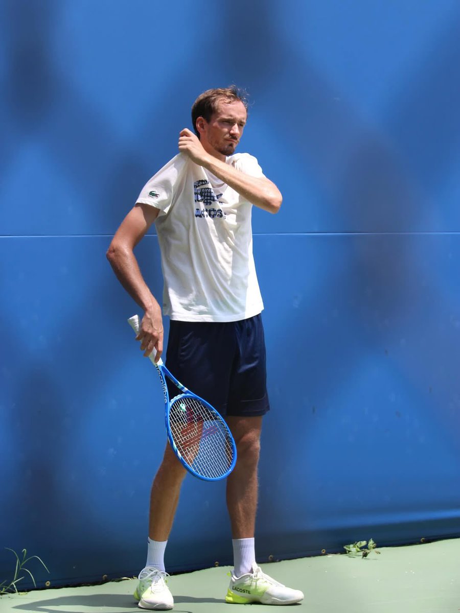 dmedvedevfans's tweet image. Keep working in DC π
@DaniilMedwed | @mubadalacitidc