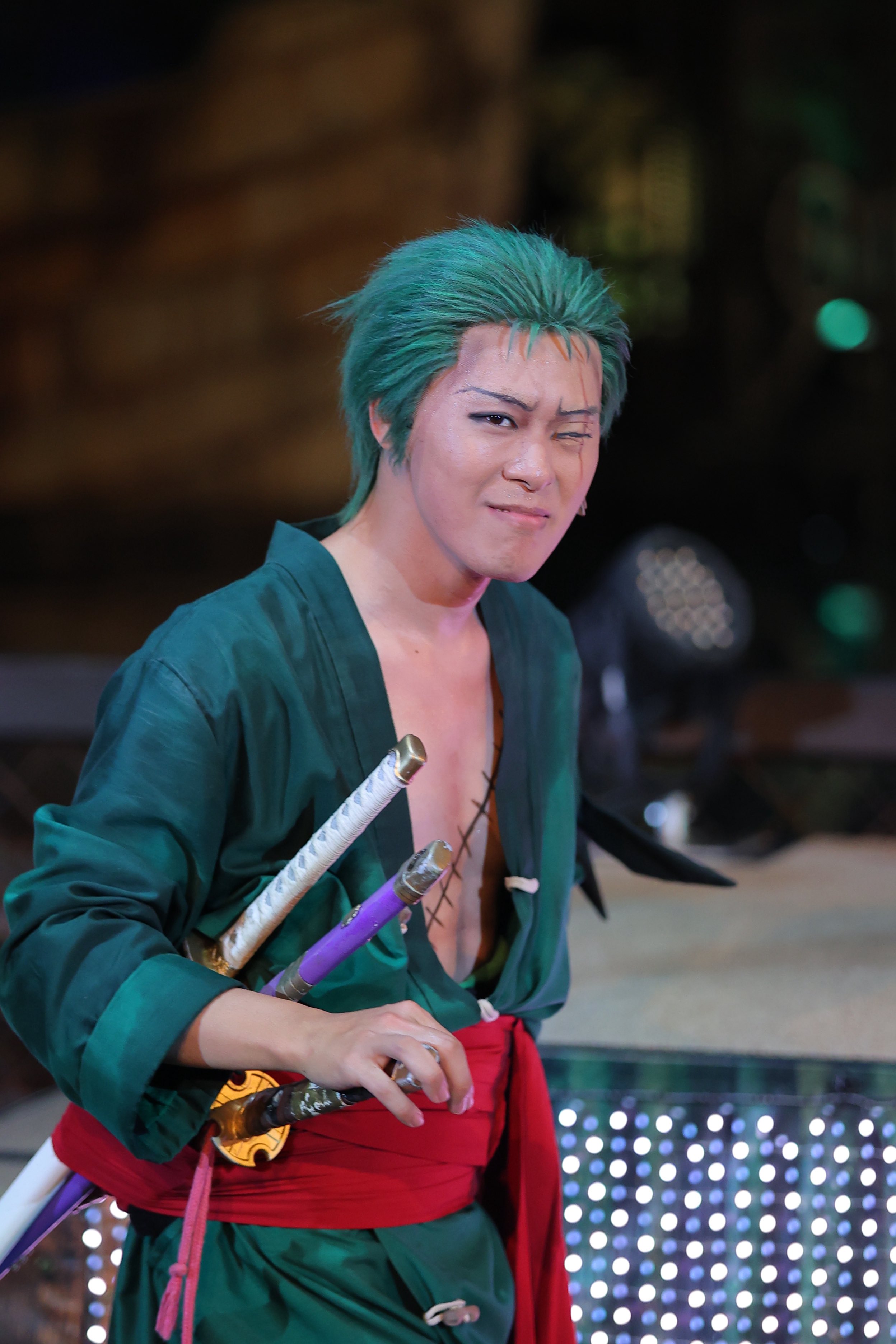 激レア新品タグ付き大人気Redy DJ TWEET ワンピース完売品 セール】デコルテ開きツーピー風ワンピース（ワンピース