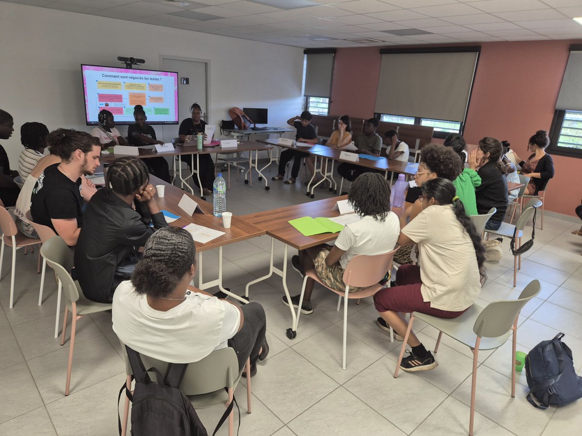 🌿 LCOY Guyane 2025 : la 1ère pré-COP en Guyane ! 
 
15 jeunes de Maripasoula ont porté leurs voix à Cayenne, rencontrant experts/personnalités.

🙌 Merci à tous les partenaires, intervenants et financeurs !  La jeunesse guyanaise se mobilise pour la COP 30 ! 💪