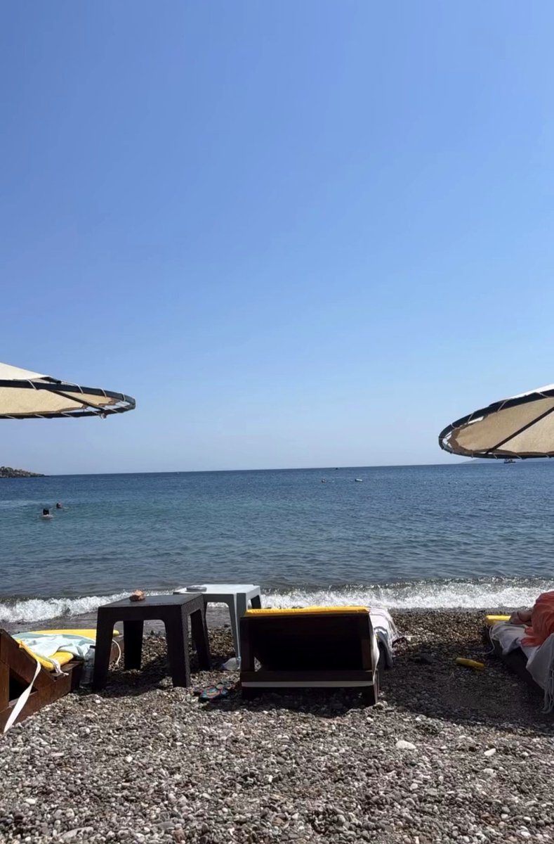 Çok sıcak uleennn  🥵
