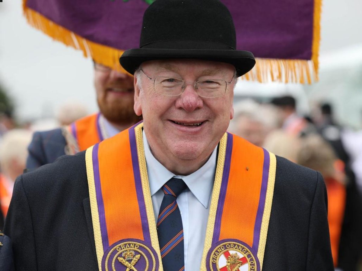 SpitroastW's tweet image. Big Merv says BBC NI shouldn't be reporting on news from the South!
GAA should be fun, with Derry playing 'Some foreign team from Munster' in the Quarters!
Rossnoulagh Donegal reporting should be fun!
As a licence payer, I have ZERO INTEREST in anything Orange, so ban it too!