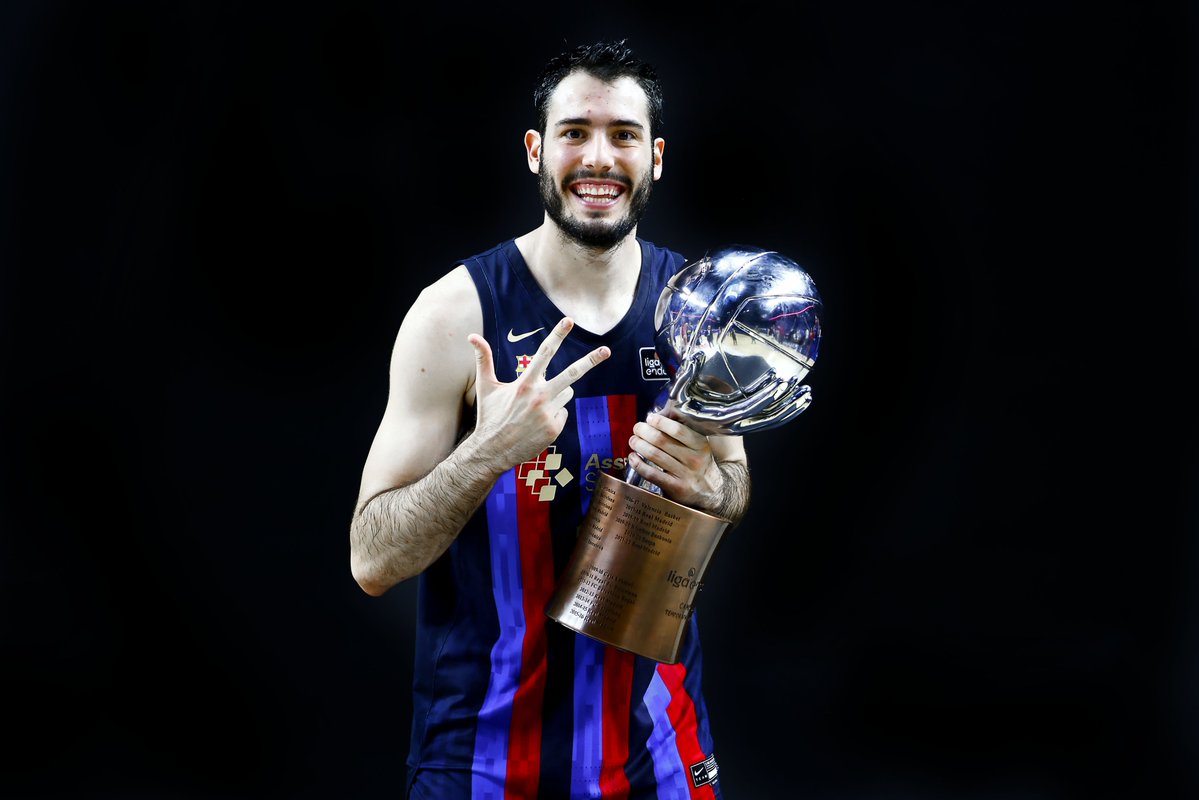 FCBbasket's tweet image. 10 temporades.
660 partits.
15 títols.
𝐋𝐋𝐄𝐆𝐄𝐍𝐃𝐀 𝐁𝐋𝐀𝐔𝐆𝐑𝐀𝐍𝐀 💙❤
@alexabrines 🫶