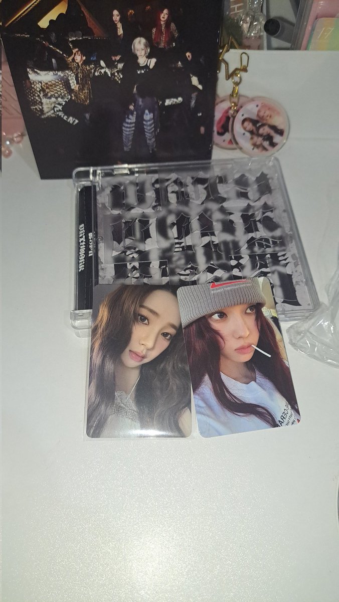 wts lfb aespa karina everline lucky draw and winter dirty code ver ph

- 700 set strictly sold as set🙇‍♀️
- prio PAYO or 1 week dop ( free pf if payo
- x sensitive &amp; impatient 
rfs: magpapalit ng agenda

🔖 wts lfb aespa karina everline lucky draw dirty work dirty worker winter ph
