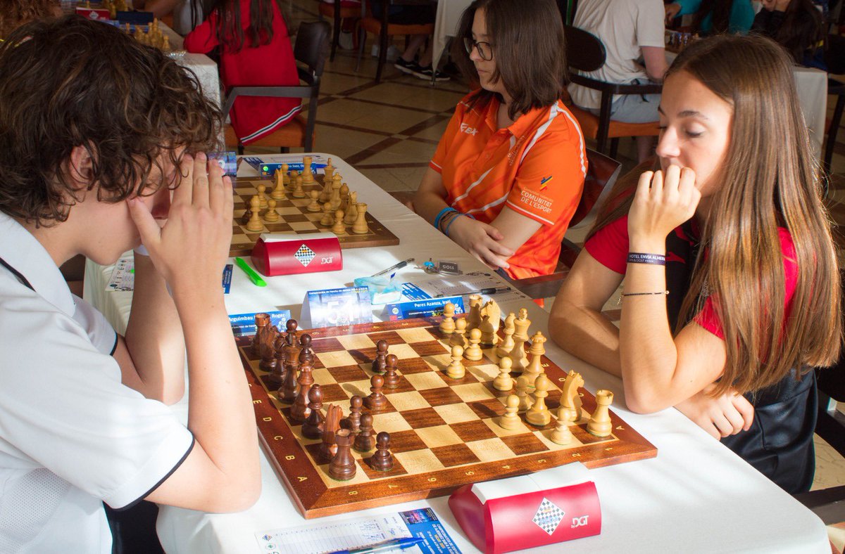 🎖️Campeonato de España de Jóvenes
     Categoría Sub 16.
🎖️Del 20 al 25 de Julio.
🎖️Lugar: Hotel Envía Almería Spa &amp; Golf    
     (Vícar).
🎖️Más información: feda.org 
Día 3.