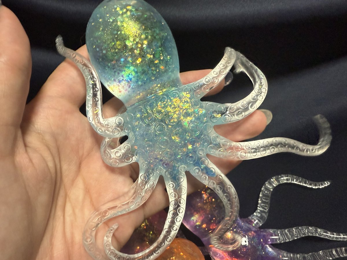 そめASMR Lab💊🌱 (@some_asmr_lab) on Twitter photo かわゆいスクイーズをゲット☺️吸盤もしっかり作られてて、大満足🥰🥰 かわゆいスクイーズをゲット☺️吸盤もしっかり作られてて、大満足🥰🥰