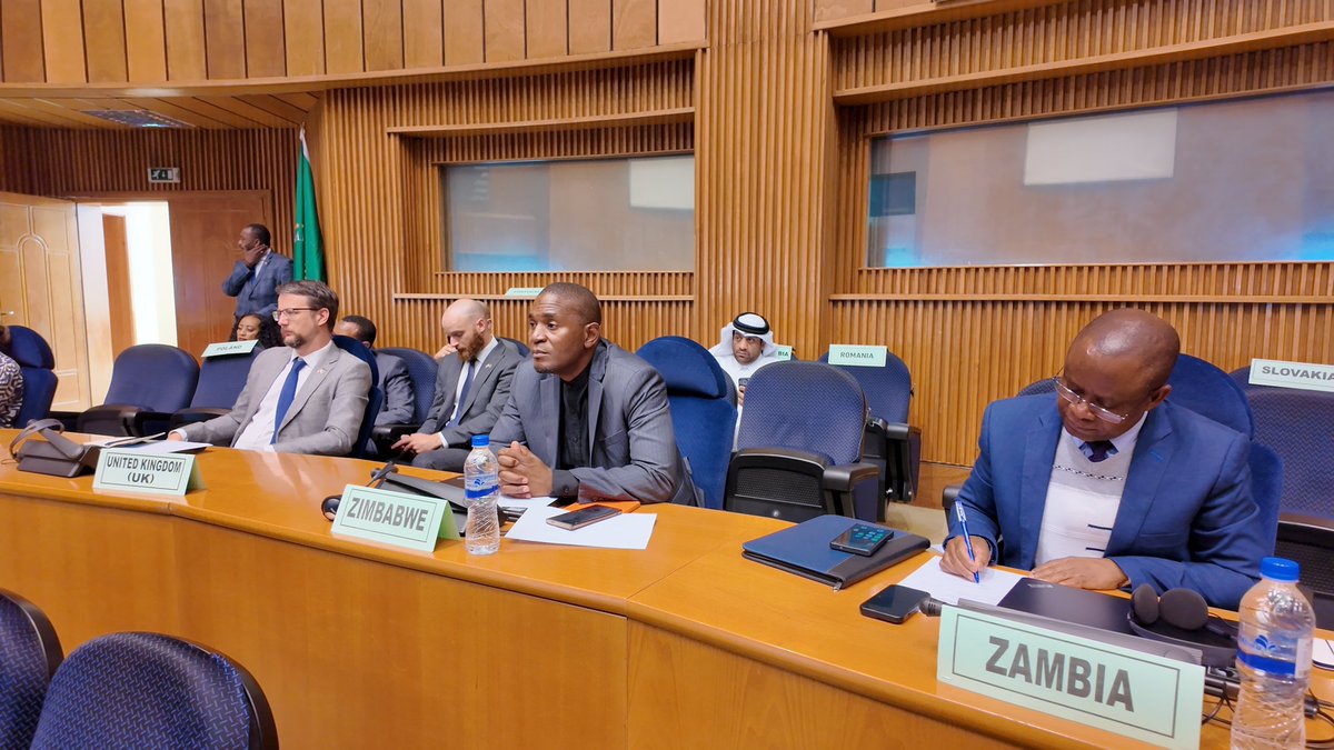 AUC_PAPS's tweet photo. Amb.  @Rotengo2 urges Member States to ensure that the interests of #children are meaningfully integrated into #DDR programmes, facilitating their effective rehabilitation &amp; reintegration into communities that embrace the process. She emphasizes that these programmes..1/2 https://t.co/oj0e1kNWdz