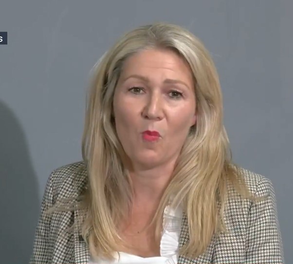 Parody_PM's tweet image. Laura Anne Jones defects from Tory to Reform. She has a track record that makes her an ideal fit for Reform - using racial slurs, joking about wanting to shoot chavs and being investigated for apparently telling staff to inflate her expenses claims.