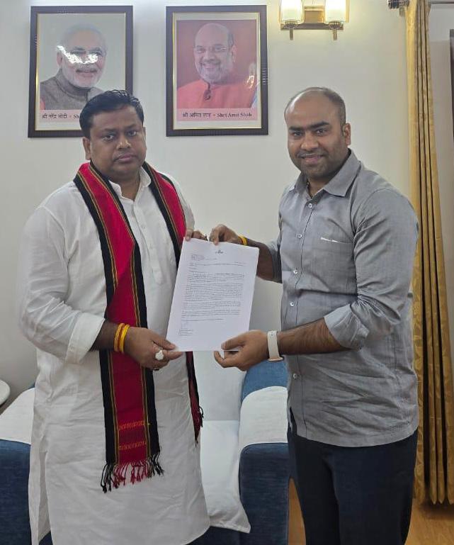 My Home India (@myhomeindia) on Twitter photo Our Trustee <a href="/Vinayvichaar/">Vinay Pandey</a> Ji met <a href="/DrSukantaBJP/">Dr. Sukanta Majumdar</a> ji , Hon’ble MoS for DoNER & Education, and extended a warm invitation to him to grace #NEStFest2025 as the Guest of Honour.
We’re delighted to share that he has kindly accepted the invitation🙌🏻 Our Trustee <a href="/Vinayvichaar/">Vinay Pandey</a> Ji met <a href="/DrSukantaBJP/">Dr. Sukanta Majumdar</a> ji , Hon’ble MoS for DoNER & Education, and extended a warm invitation to him to grace #NEStFest2025 as the Guest of Honour.
We’re delighted to share that he has kindly accepted the invitation🙌🏻