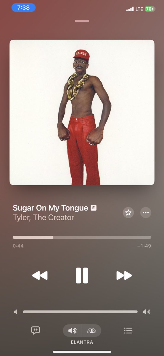 W1llTheWave's tweet image. Vintage Tyler right here, fxckin love it!!!!!
#DONTTAPTHEGLASS