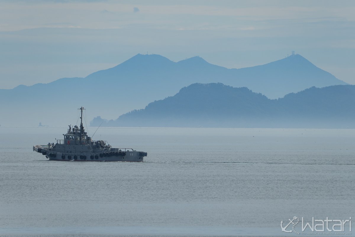 ddk121_ygm's tweet image. 2025/7/18
・YT11 曳船11号
大湊港務隊
青森港
護衛艦むらさめ、てるづきの入港支援の為、青森港沖で待機中の様子。
朝霧の奥、本船の母港である大湊基地が所在するむつ市のシンボル、釜臥山が見える
#海上自衛隊
#支援船
#青森港
