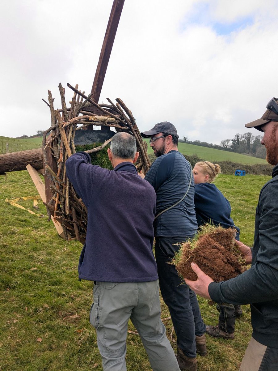 FieldStudiesC's tweet image. New osprey towers
Earlier this year, the Slapton Ley National Nature Reserve successfully applied for Farming in Protected Landscapes funding to create osprey towers on the reserve.
🌳 Ospreys typically nest at the top of tall trees by lakes and large bodies of water. This is…