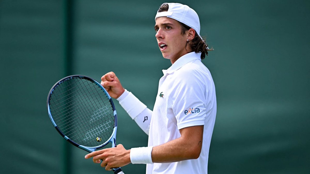 GameSetAndTalk's tweet image. ARTHUR CAZAUX ENCHAÎNE 🔥🇫🇷
Après sa demi-finale la semaine dernière à Gstaad 🇨🇭, le Français a écarté Ignacio Buse 🇵🇪 en 3 sets (6-3, 3-6, 7-5) pour rallier les 1/8 de finale à Kitzbühel 🇦🇹. ✅
