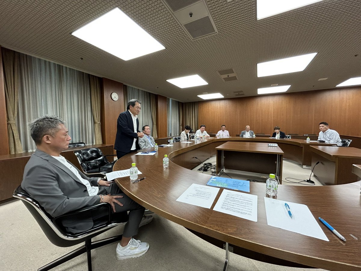 morimotoyu1roh's tweet image. 本日は #大阪拉致議連 役員幹事会を開催。総会の内容等について話し合いました。
昨年度は大阪市会と府議会での意見書採択が可決され、万博開催期間中における会場でのブース出展の実現に努めてきました。
定例総会は8月31日13時から開催します。

#森本雄一郎
#北朝鮮拉致問題
#寝屋川市議会議員